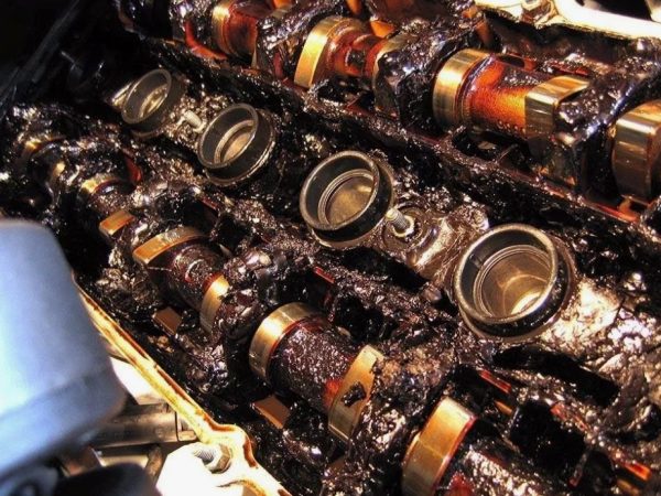 Что происходит с двигателем машины, когда экономят на масле