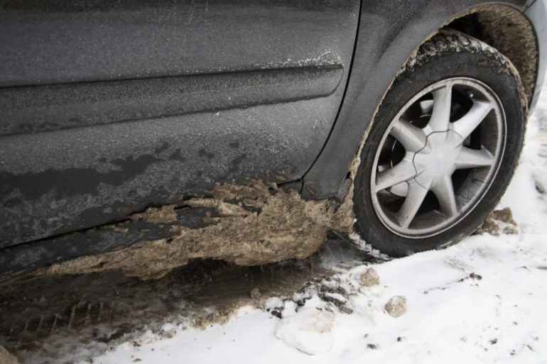 Как климат и реагенты на дорогах влияют на состояние кузова