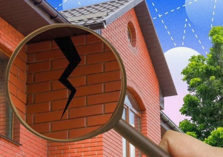 Скрытые угрозы при покупке дома с участком: как проверить объект, чтобы не остаться без жилья и денег